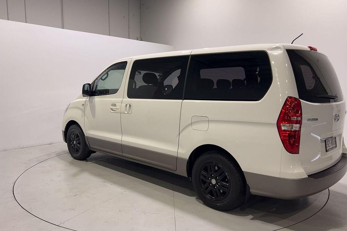 2016 Hyundai iMax TQ3-W Series II