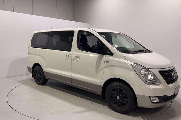 2016 Hyundai iMax TQ3-W Series II