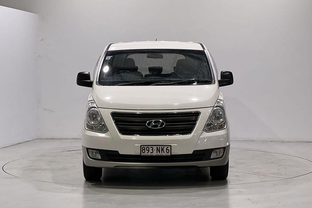 2016 Hyundai iMax TQ3-W Series II