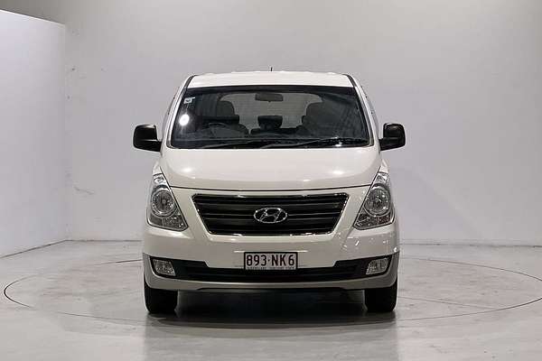 2016 Hyundai iMax TQ3-W Series II