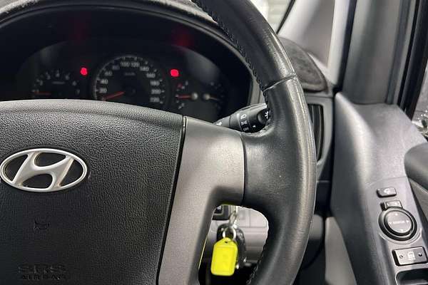2016 Hyundai iMax TQ3-W Series II