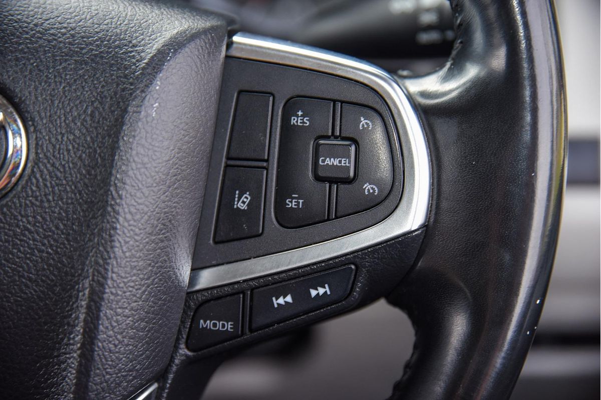 2021 Toyota Hiace GDH300R LWB