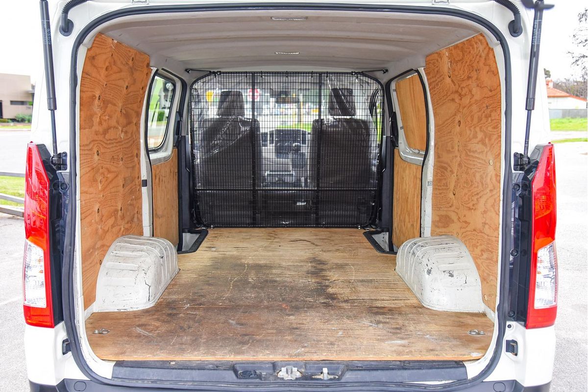 2021 Toyota Hiace GDH300R LWB