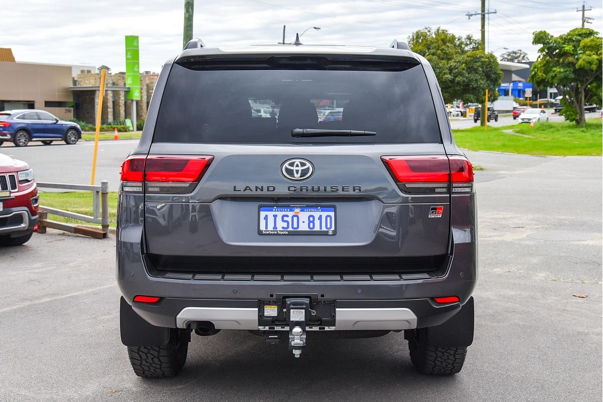 2024 Toyota Landcruiser GR Sport FJA300R
