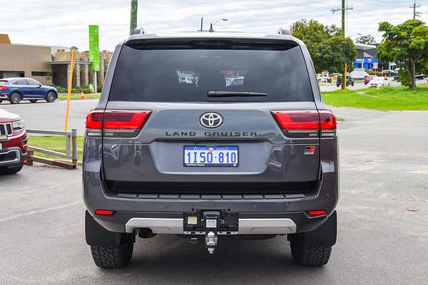 2024 Toyota Landcruiser GR Sport FJA300R