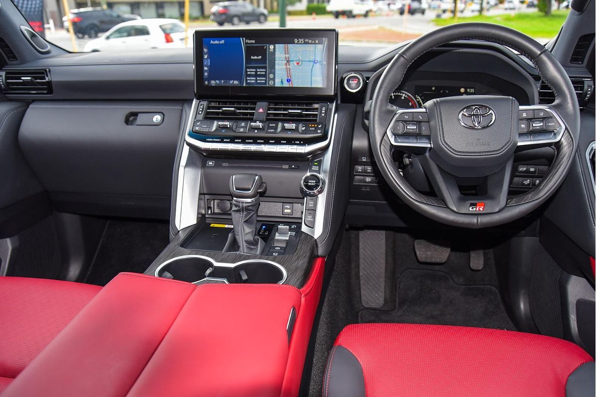 2024 Toyota Landcruiser GR Sport FJA300R