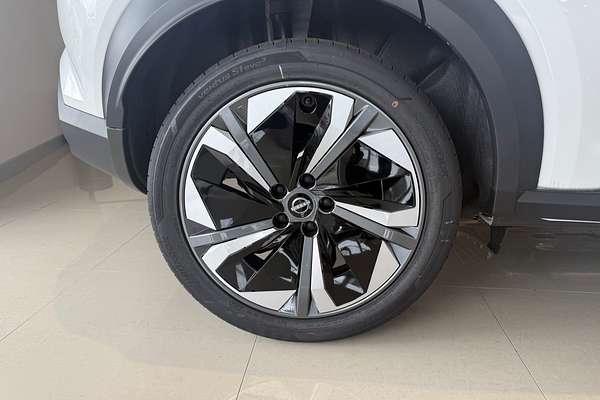 2024 Nissan JUKE ST-L F16
