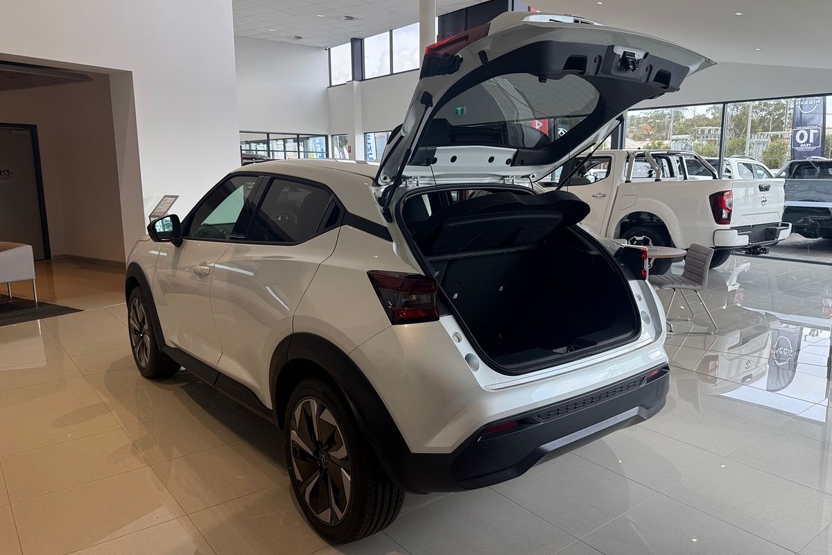 2024 Nissan JUKE ST-L F16