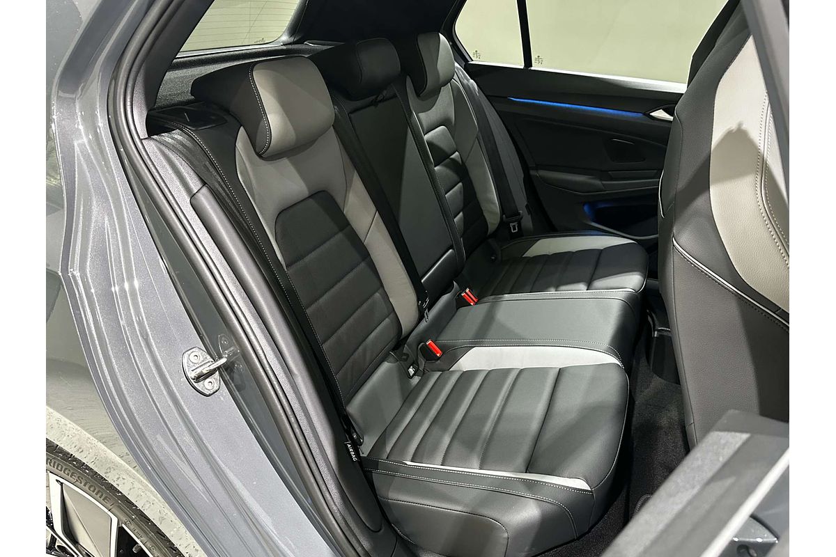 2025 Volkswagen Golf 110TSI R-Line 8.5