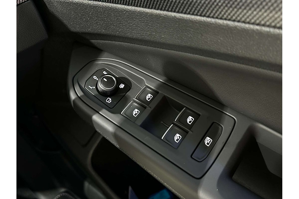 2025 Volkswagen Golf 110TSI R-Line 8.5