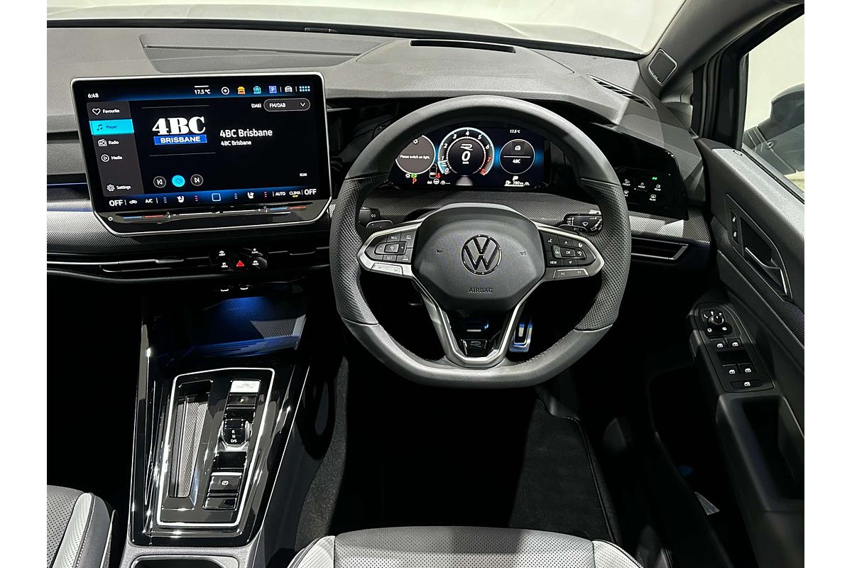 2025 Volkswagen Golf 110TSI R-Line 8.5