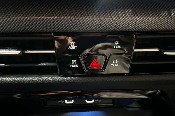 2025 Volkswagen Golf 110TSI R-Line 8.5