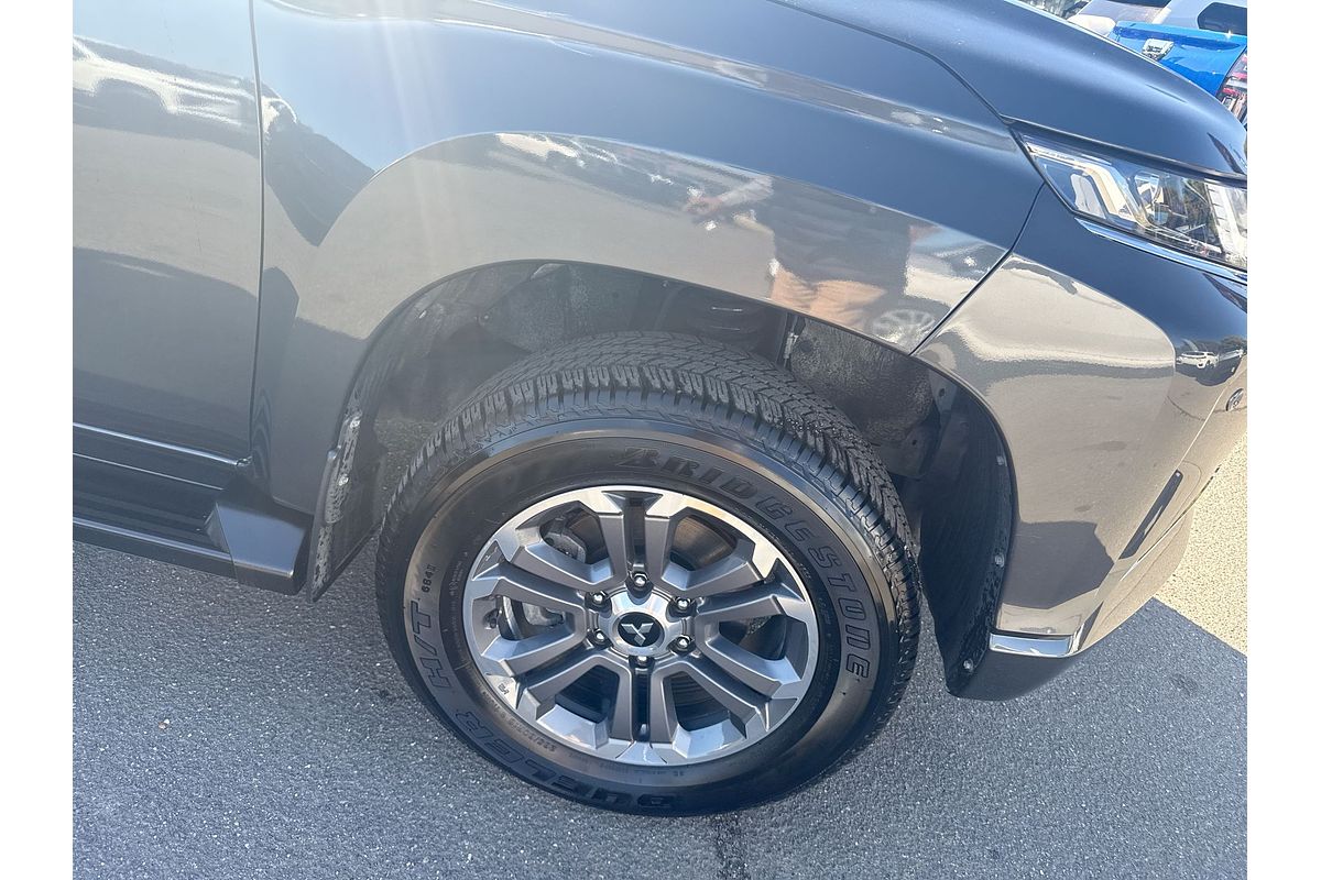 2023 Mitsubishi Triton GLS MR 4X4