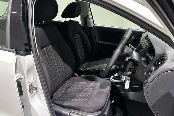 2016 Volkswagen Polo 66TSI Trendline 6R