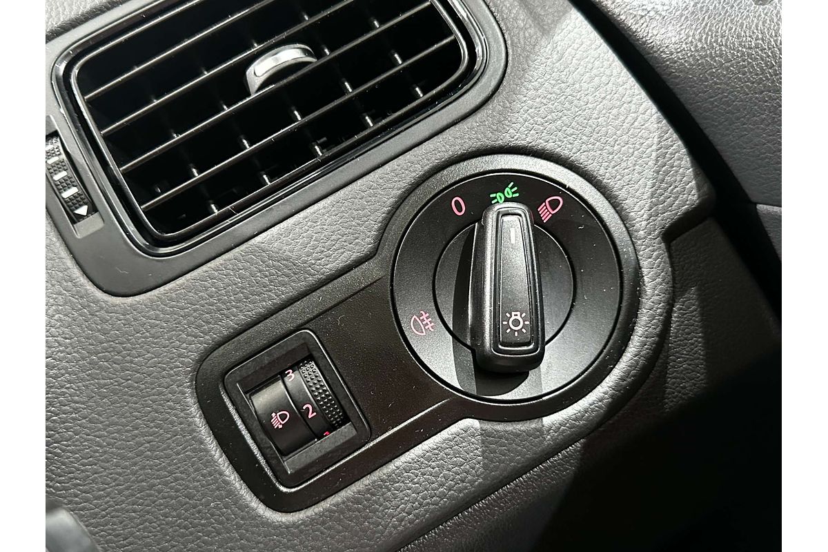 2016 Volkswagen Polo 66TSI Trendline 6R