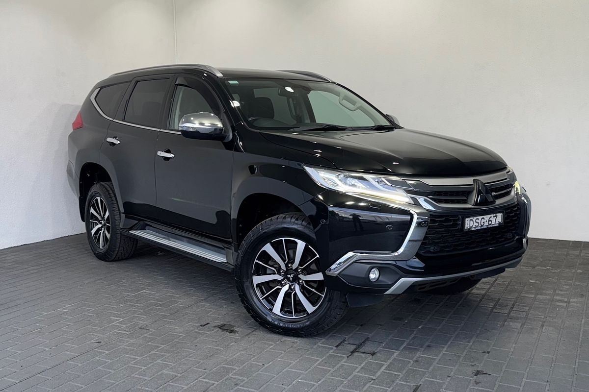 2017 Mitsubishi Pajero Sport Exceed QE