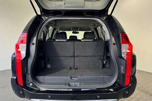 2017 Mitsubishi Pajero Sport Exceed QE