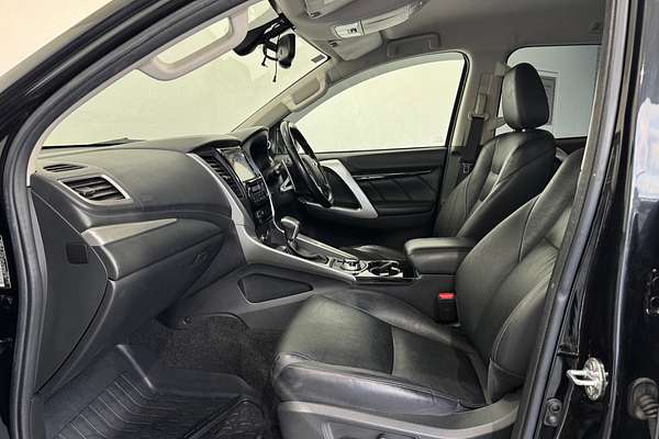 2017 Mitsubishi Pajero Sport Exceed QE