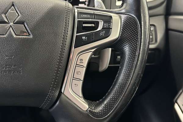 2017 Mitsubishi Pajero Sport Exceed QE