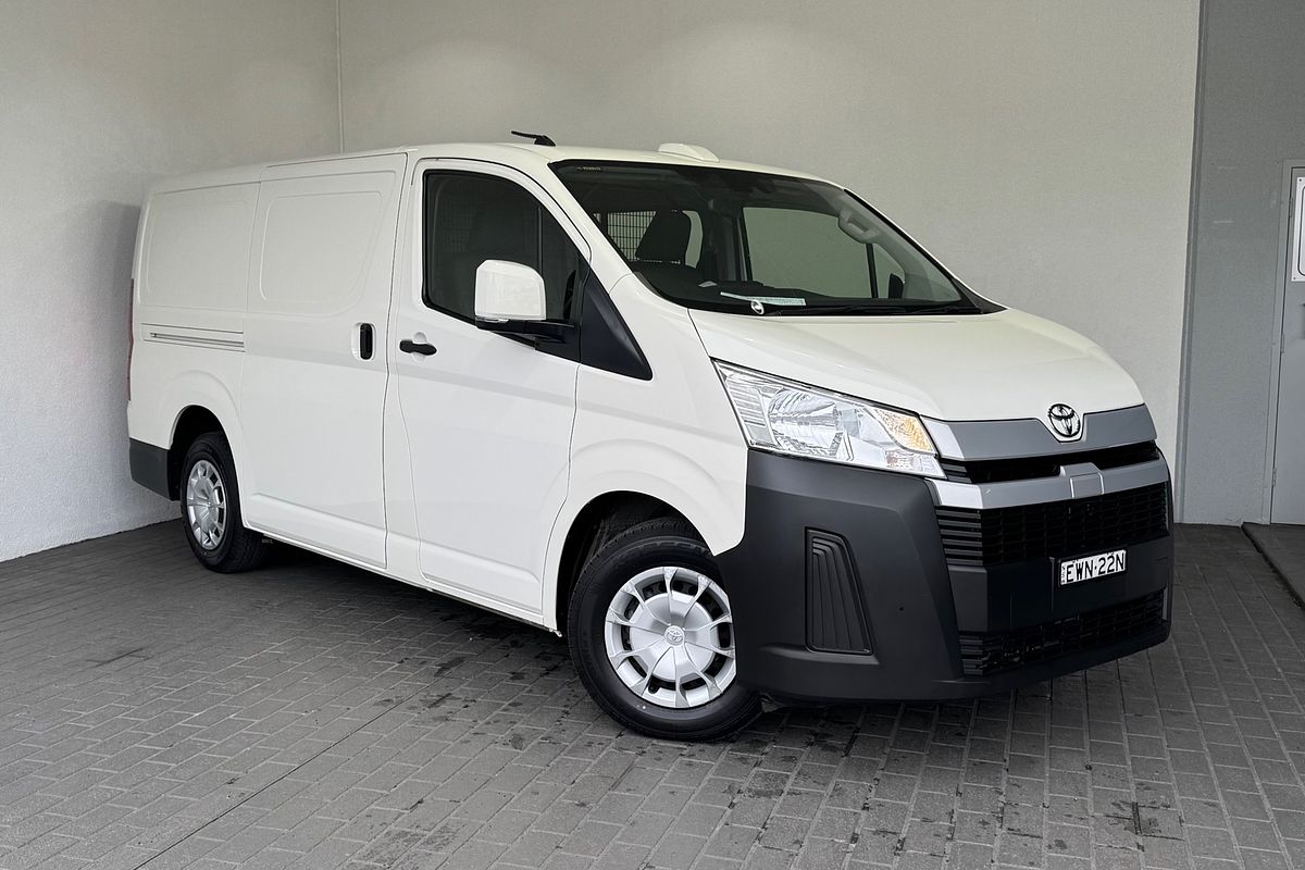 2022 Toyota Hiace GDH300R LWB
