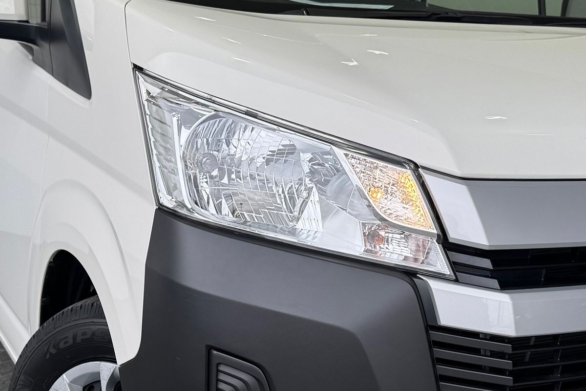 2022 Toyota Hiace GDH300R LWB