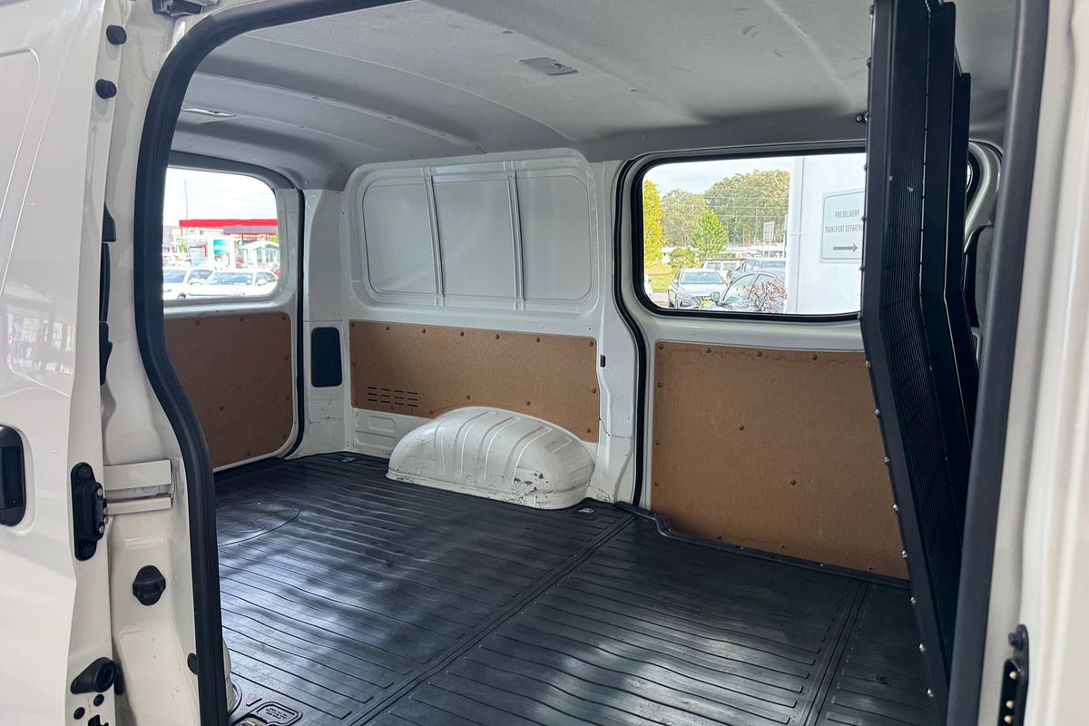 2022 Toyota Hiace GDH300R LWB
