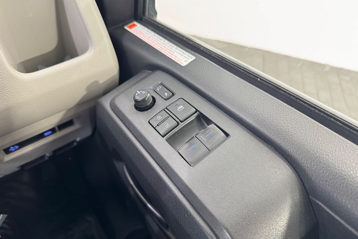 2022 Toyota Hiace GDH300R LWB