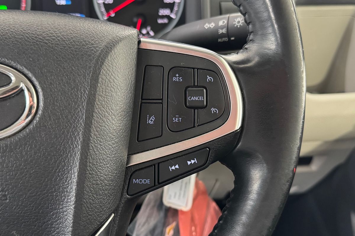 2022 Toyota Hiace GDH300R LWB