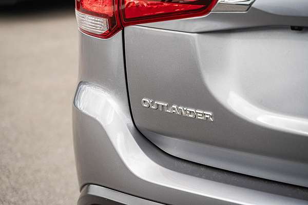 2019 Mitsubishi Outlander ES ZL