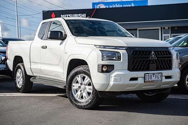 2025 Mitsubishi Triton GLX+ MV 4X4