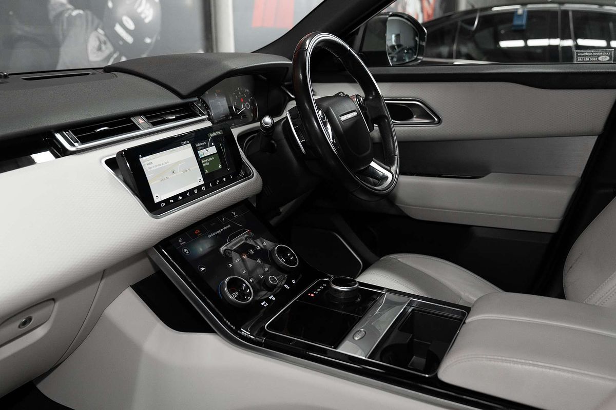 2018 Land Rover Range Rover Velar P250 R-Dynamic S L560
