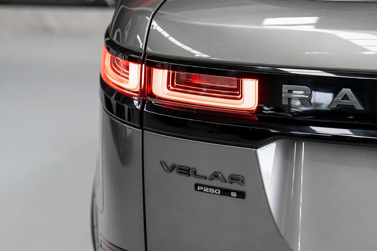 2018 Land Rover Range Rover Velar P250 R-Dynamic S L560
