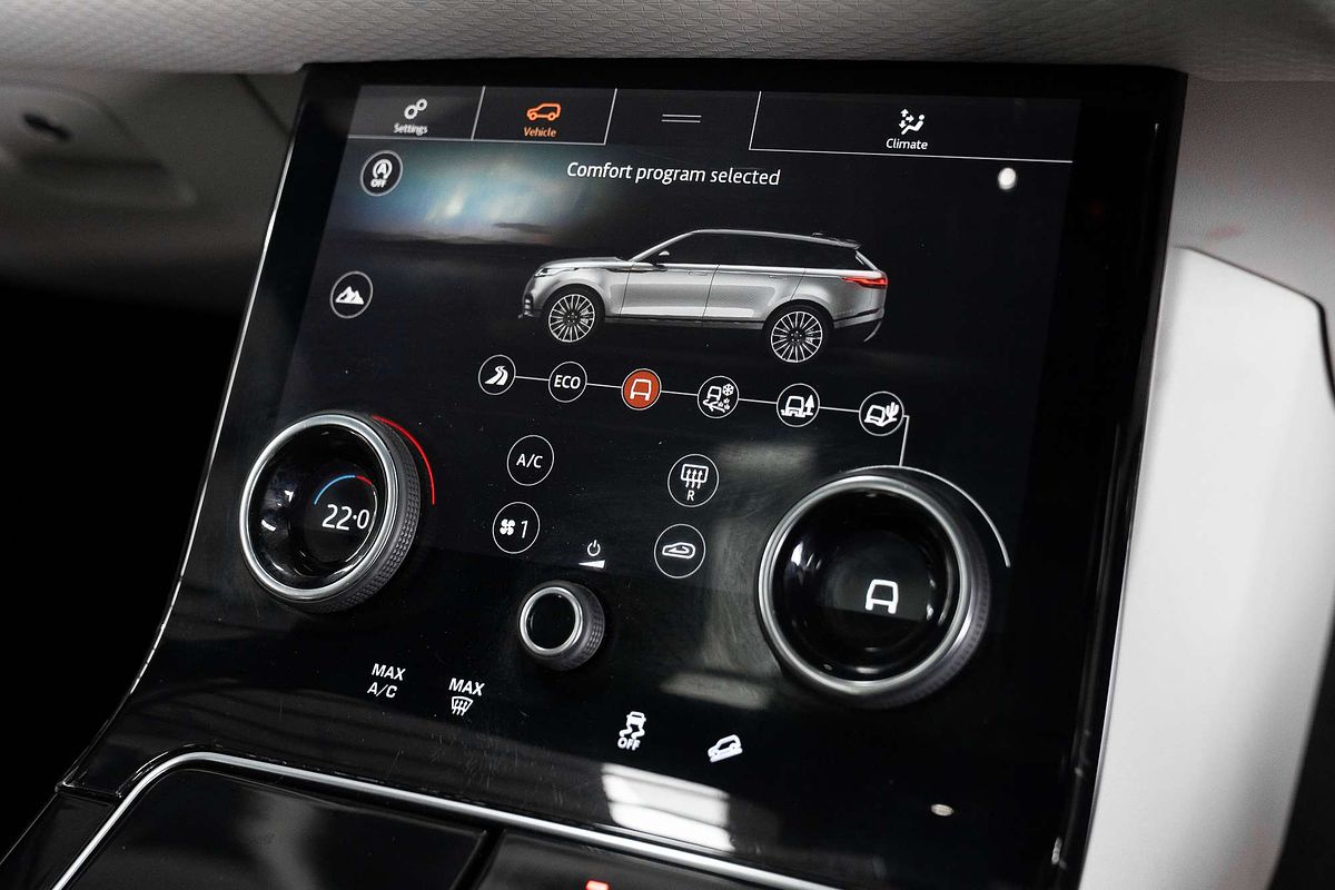 2018 Land Rover Range Rover Velar P250 R-Dynamic S L560