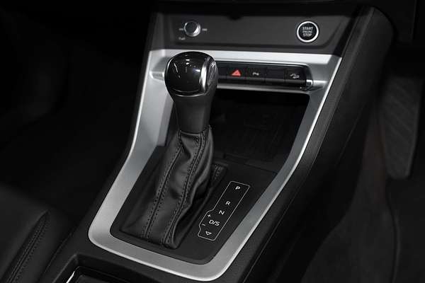 2021 Audi Q3 35 TFSI S line F3