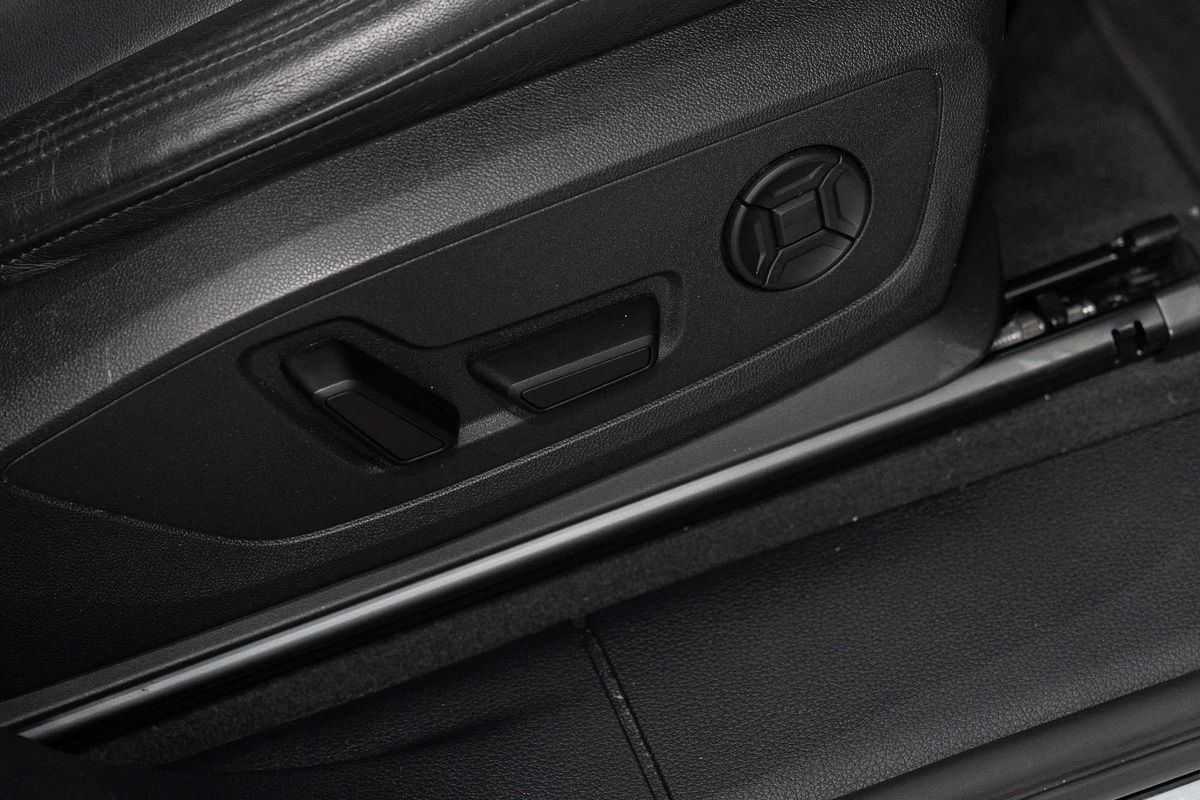 2021 Audi Q3 35 TFSI S line F3