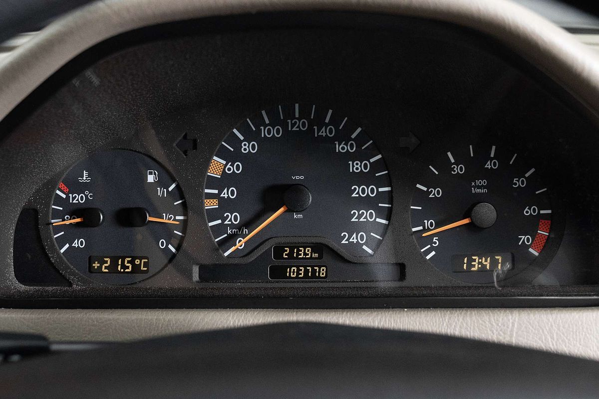 1999 Mercedes-Benz C-Class C180 Classic W202