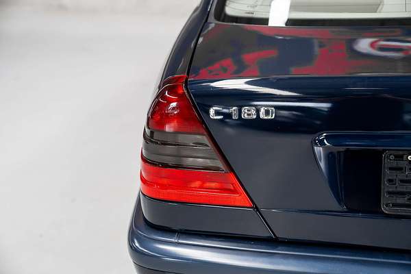 1999 Mercedes-Benz C-Class C180 Classic W202