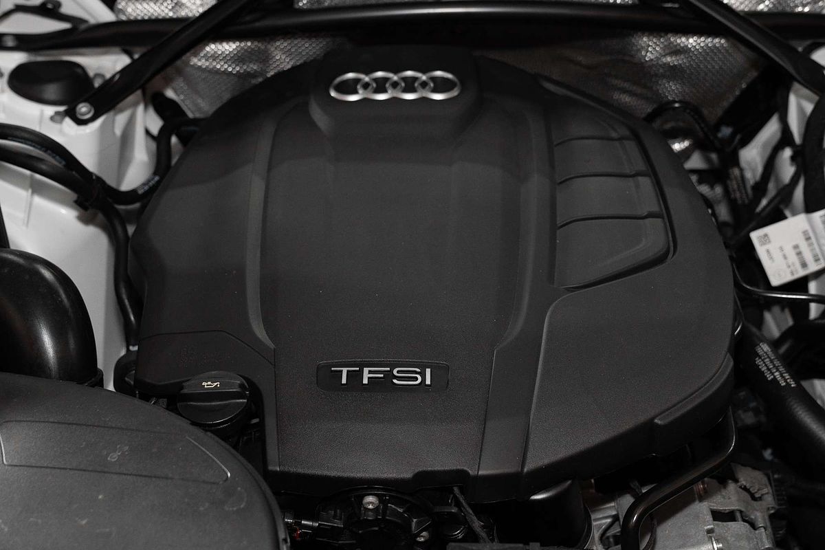 2023 Audi Q5 45 TFSI S line FY