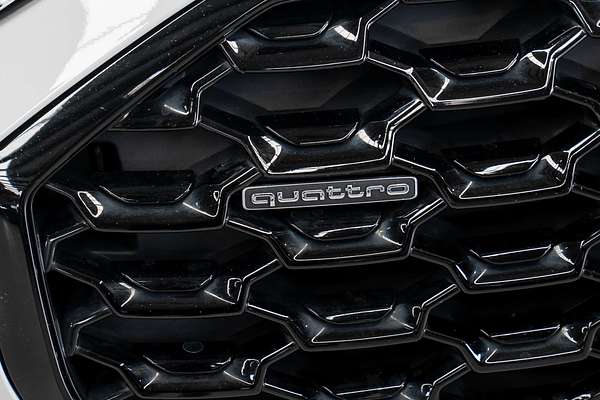 2023 Audi Q5 45 TFSI S line FY