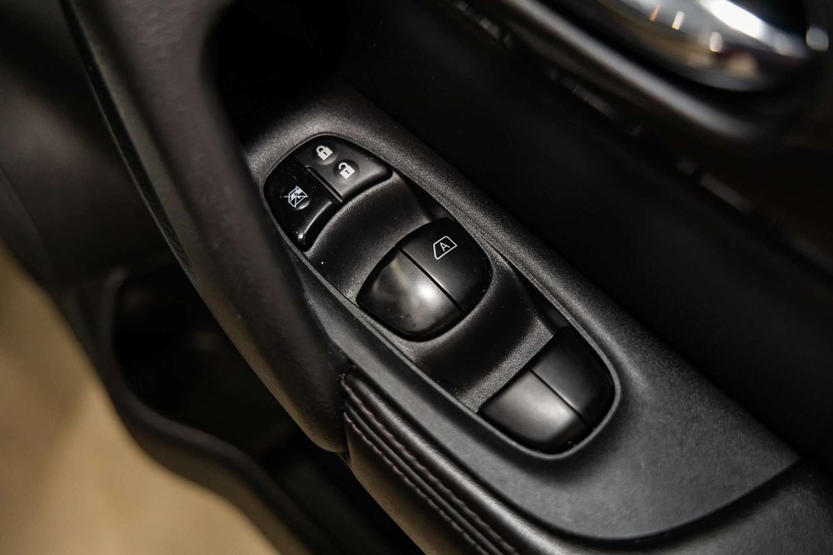 2022 Nissan X-TRAIL ST-L T32