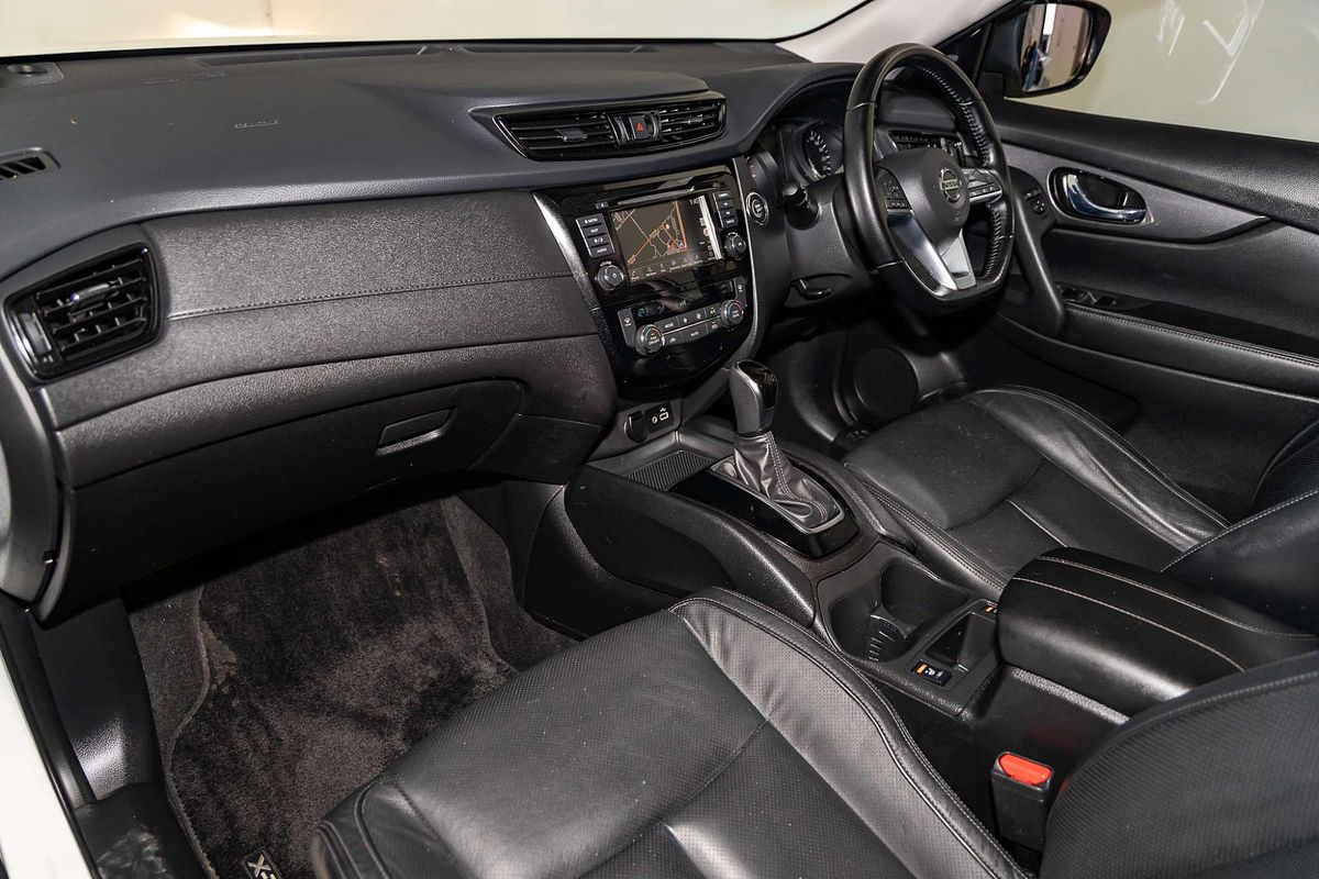 2022 Nissan X-TRAIL ST-L T32