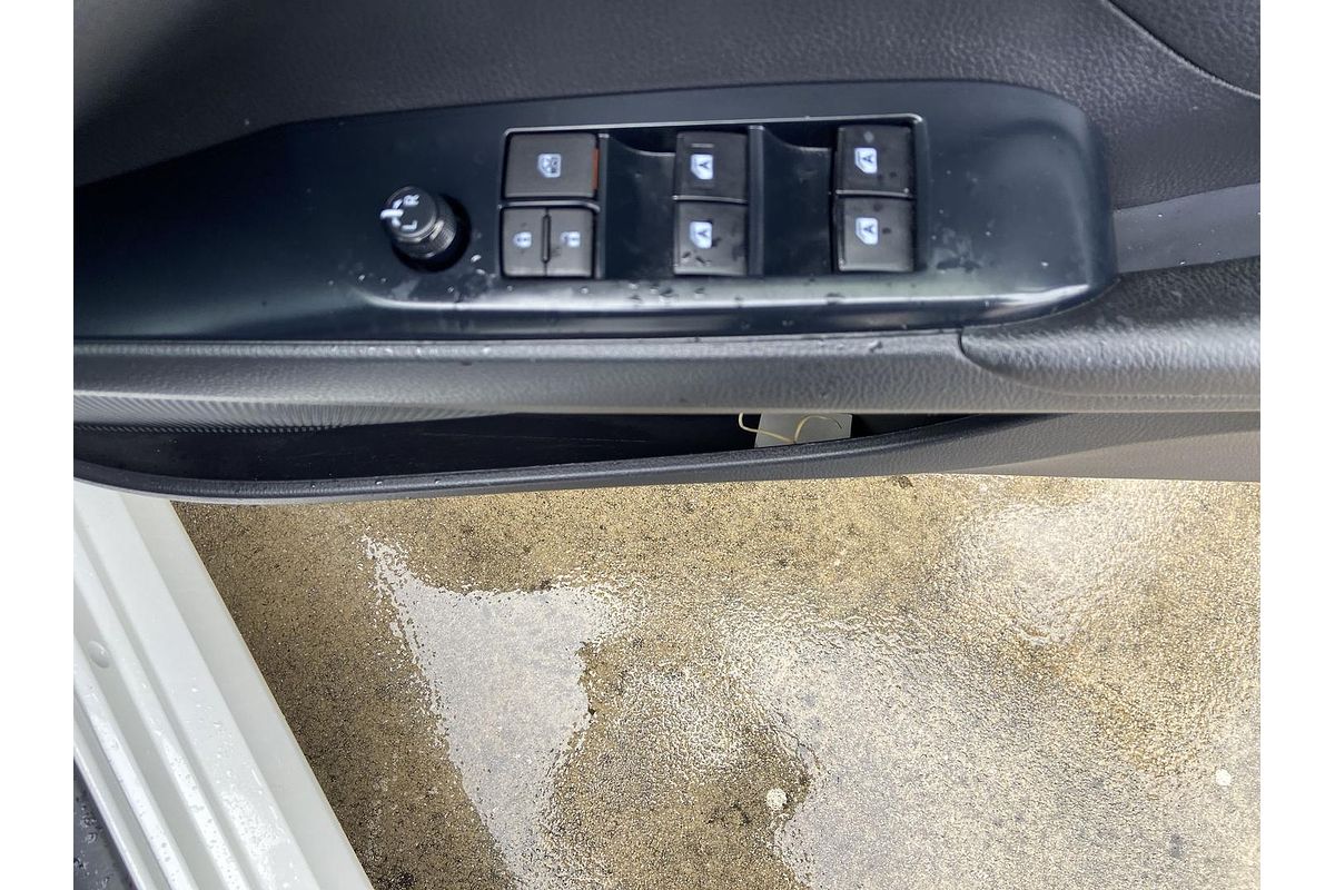 2019 Toyota Camry Ascent AXVH71R