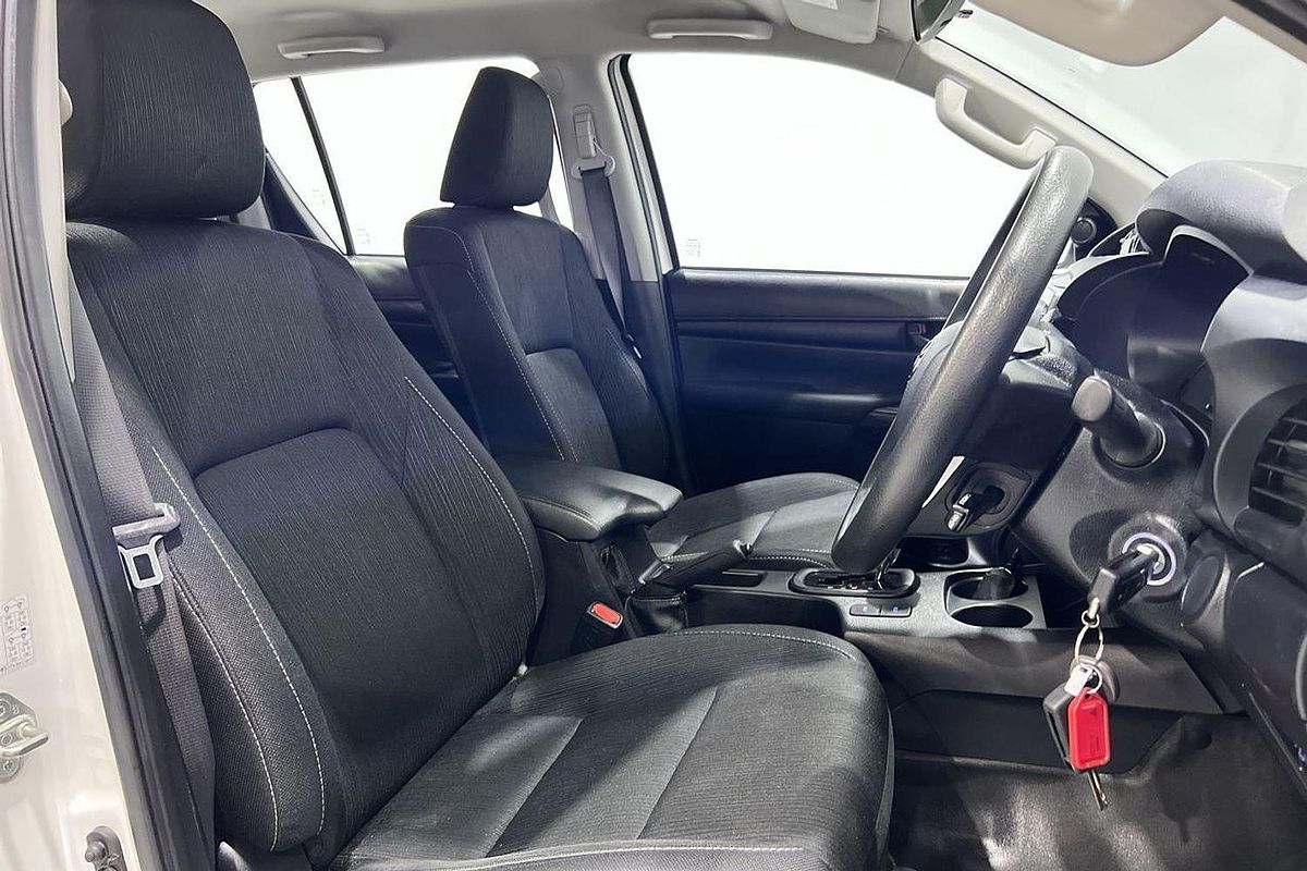 2023 Toyota Hilux SR GUN126R 4X4