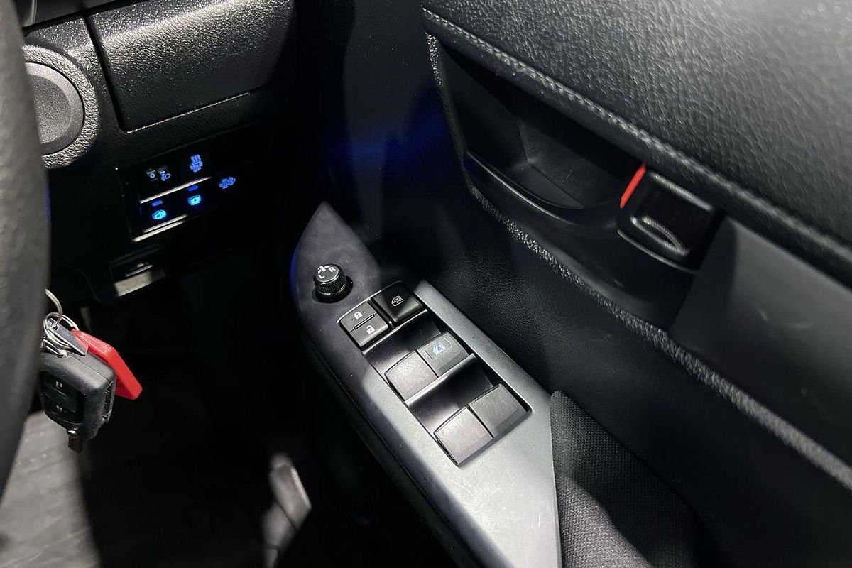 2023 Toyota Hilux SR GUN126R 4X4