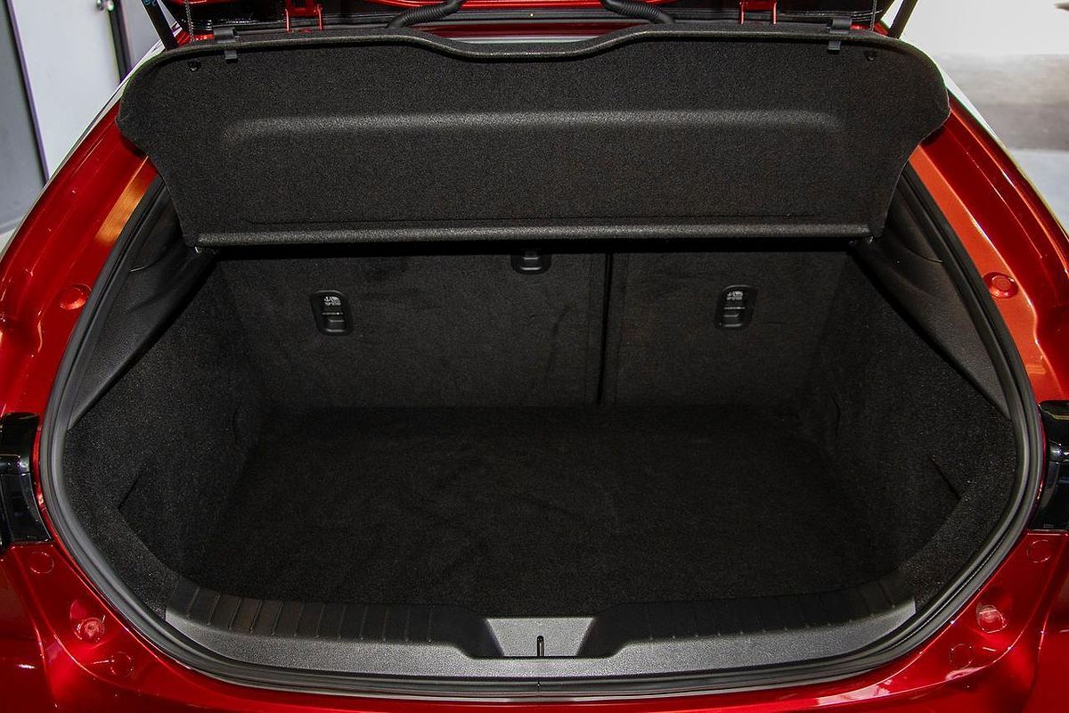 2024 Mazda 3 G20 EVOLVE 300Q