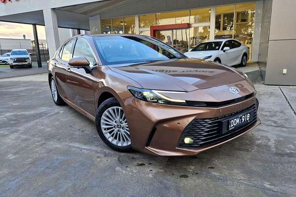 2025 Toyota Camry Ascent Sport AXVH80R