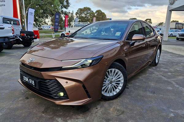 2025 Toyota Camry Ascent Sport AXVH80R