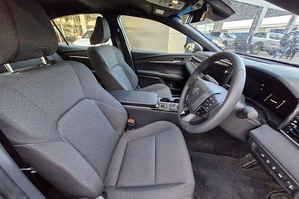2025 Toyota Camry Ascent Sport AXVH80R