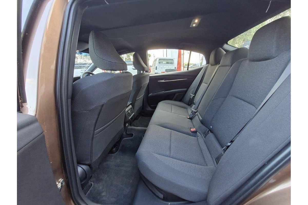 2025 Toyota Camry Ascent Sport AXVH80R