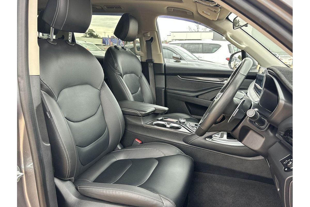 2023 LDV D90 Executive SV9A